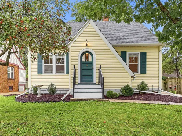 310 Gray St, Green Bay, WI 54303