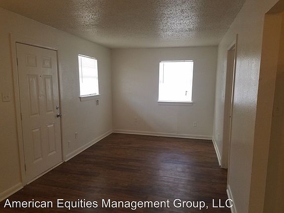 3rd image of 1306 NW Irwin Ave APT 38