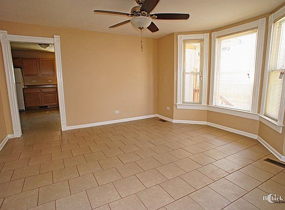 3rd image of 229 S Park Ave