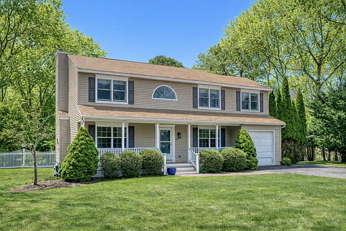 9 Deborah Dr Photo 1