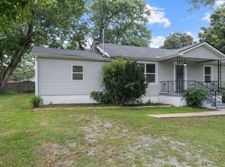 544 Stones River Rd, La Vergne, TN 37086