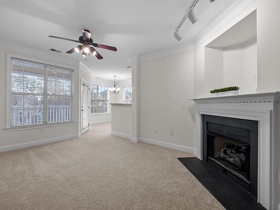 2nd image of 1331 Arborgate Cir