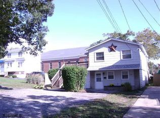 17 E Connecticut Ave, Somers Point, NJ 08244