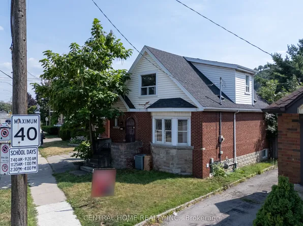 1650 King St E, Hamilton, ON L8K 1T9