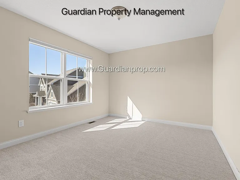 9704 Emerson Ct — Photo 22