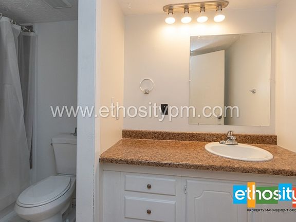 2nd image of 2725 Palo Verde Ct
