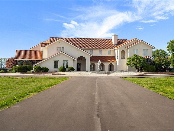 2nd image of 8897 Rockwell Rd