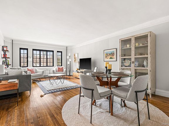 3rd image of 66 Milton Road #G22