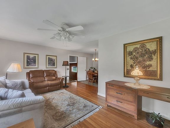 4th image of 5016 Manuel Dr