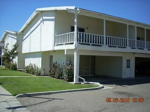 1381 Stanwood Exterior (carport)