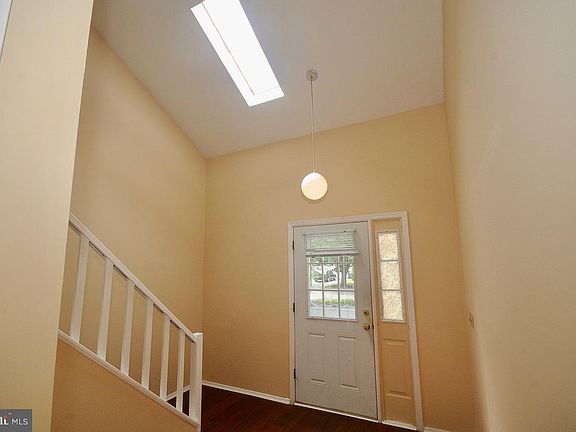 5th image of 3 Peppercorn Dr