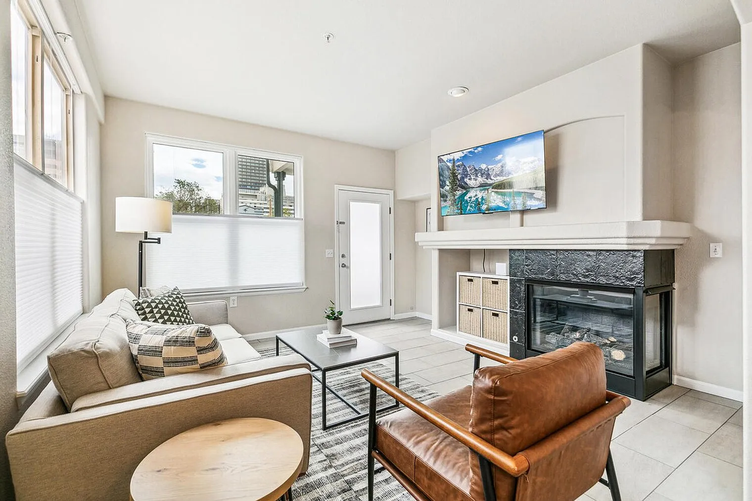 2 bed, 2.0 bath, $4,575 — Photo 1