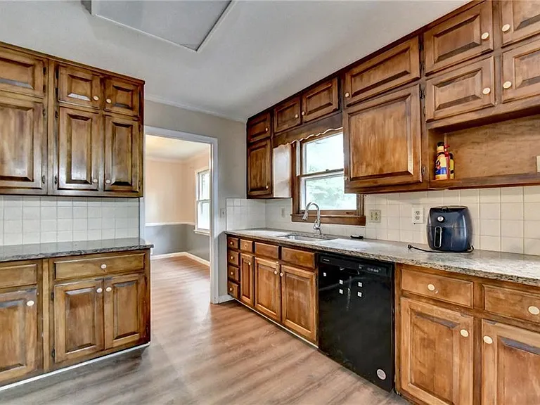 268 Allen Ct SW — Photo 16