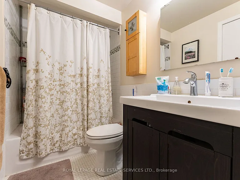 580 Indian Rd #2 — Photo 13