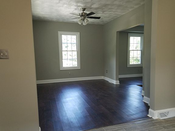5th image of 1601 Clinton Ave SE