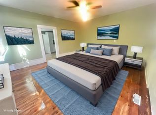 21 3rd St #B, Newnan, GA 30263