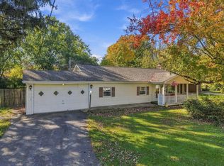 2323 Chateau St, Grove City, OH 43123