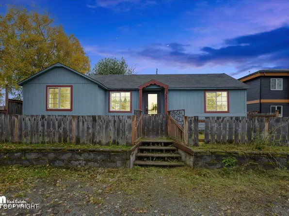 4295 Greenland Dr, Anchorage, AK 99517