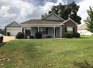 202 Canterfield Dr, Bonaire, GA