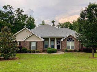 219 Hill Ridge Dr, Wetumpka, AL 36092