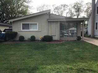 23385 Crossley Ave, Hazel Park, MI