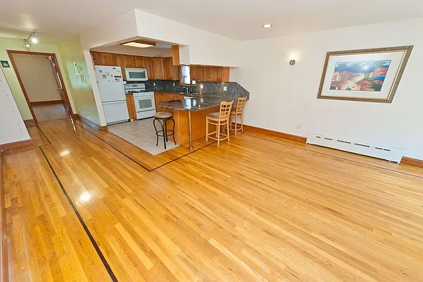 Rented by Compass | media 45