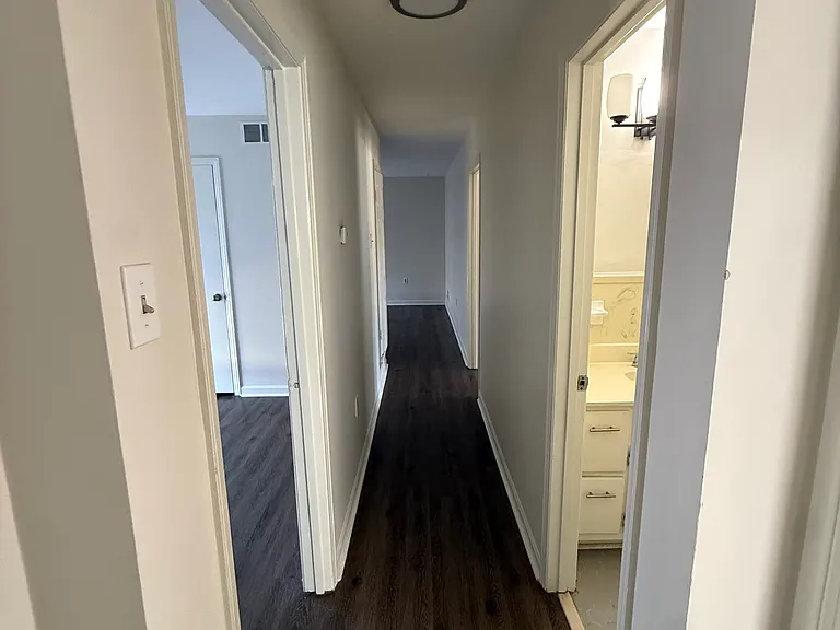 7176 Pam Dr — Photo 9