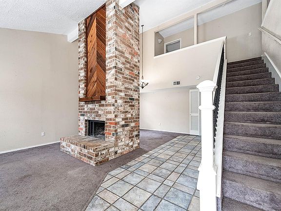 2nd image of 4734 Lost Lake Ln