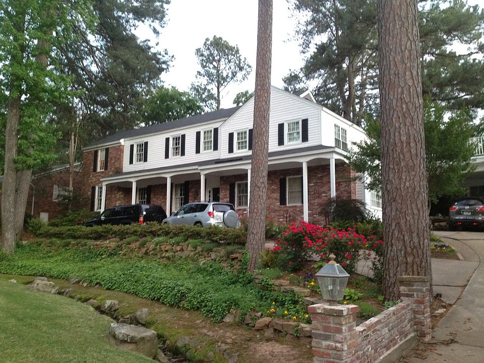 1st image of 315 Schoolwood Ln