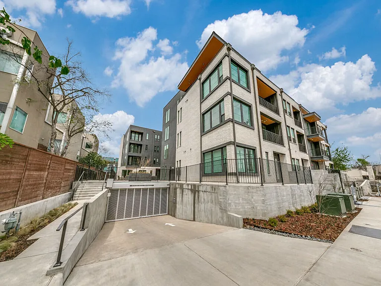 Capitol Flats — Photo 9