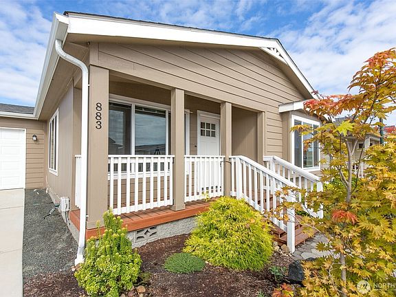 5th image of 883 N Rock Rose Avenue