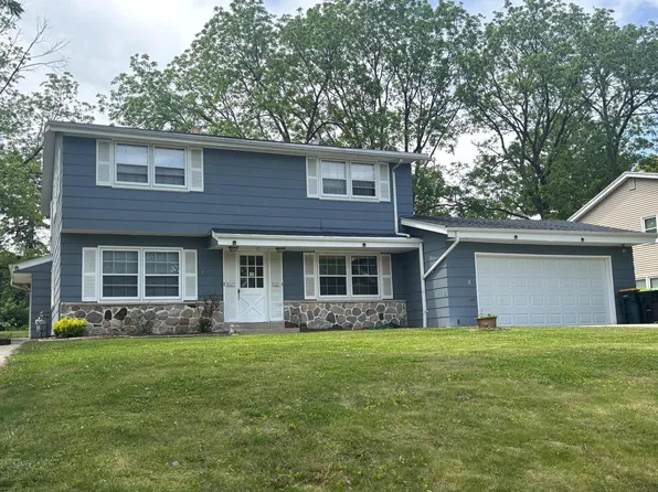 5641 S 104th STREET #5643, Hales Corners, WI 53130