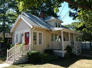 460 Baker St, West Roxbury, MA 02132