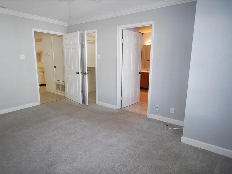 3100 75th St #3 — Photo 16