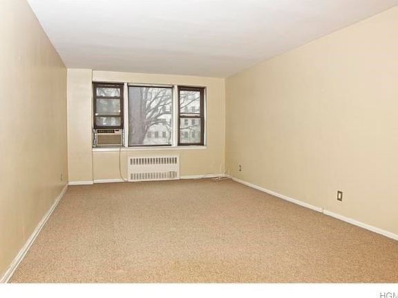 3rd image of 30 N Broadway #2E