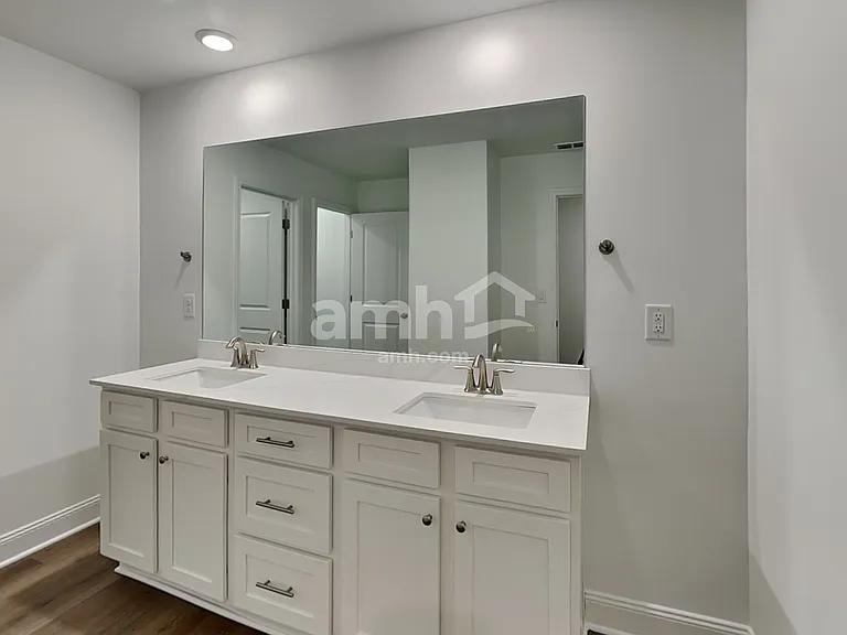 965 Carnelian Ln — Photo 14