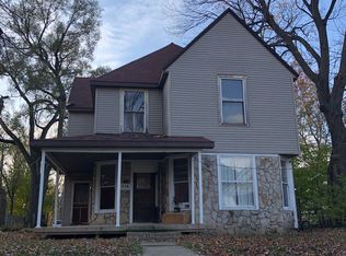556 N Clay St APT 6, Frankfort, IN 46041
