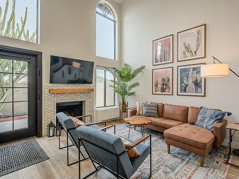 7835 E Glenrosa Ave #6 — Photo 1