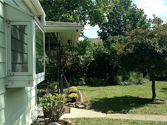 2nd image of 8625 Behrwald Ave