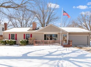 216 N Elroy Ave, Bartlett, IL 60103