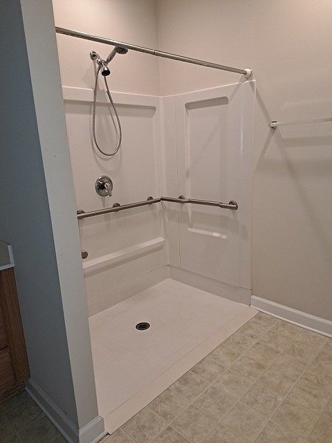 2nd image of 675 Woodbrook Dr APT 101