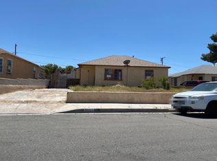 1150 Flora Ave, Barstow, CA 92311