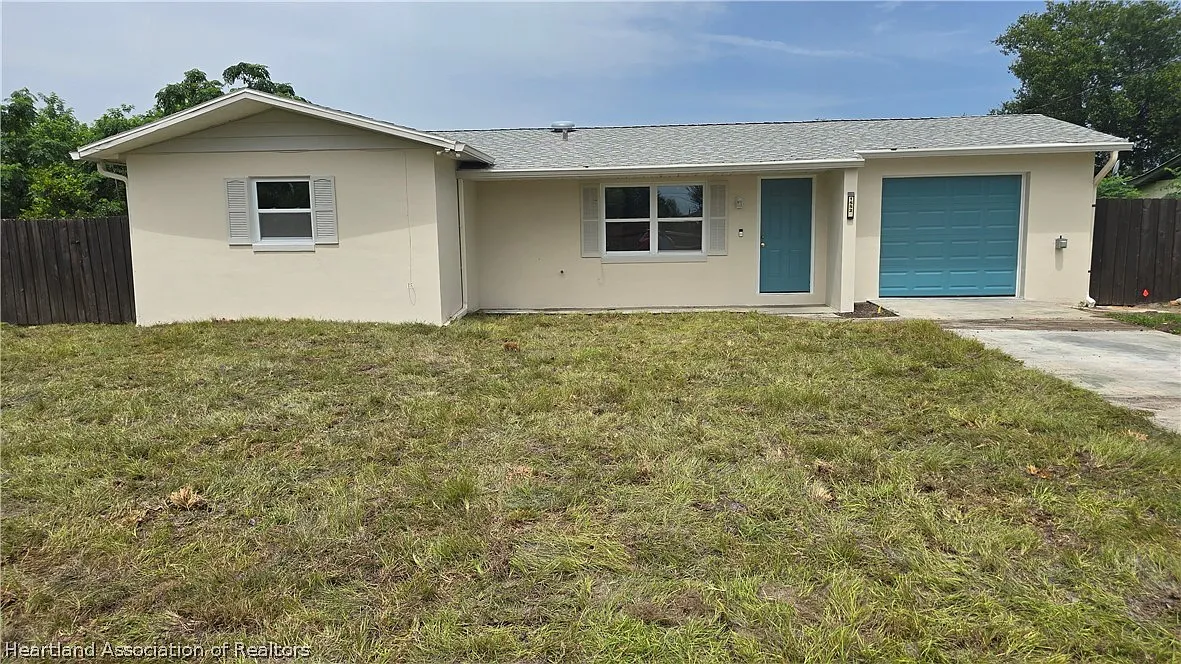 3 bed, 2.0 bath, 1163 sqft, $1,500 — Photo 1