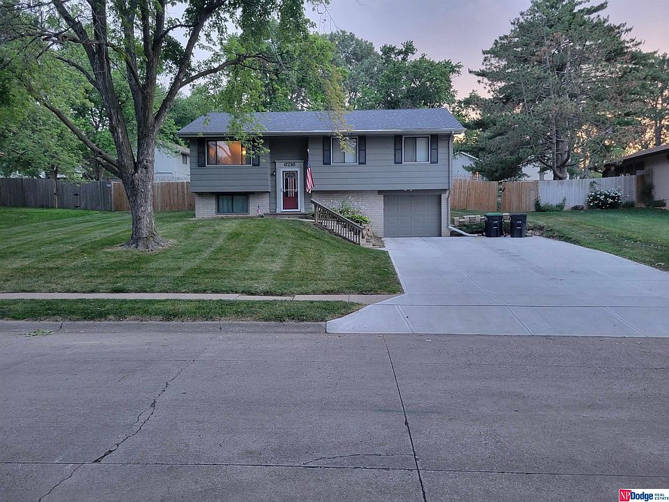 1st image of 6216 S 135th St
