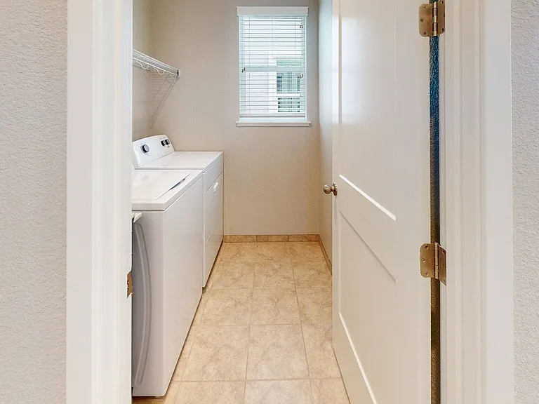1582 Abundance Way — Photo 25