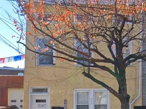 717 S Clinton Ave, Trenton, NJ 08611