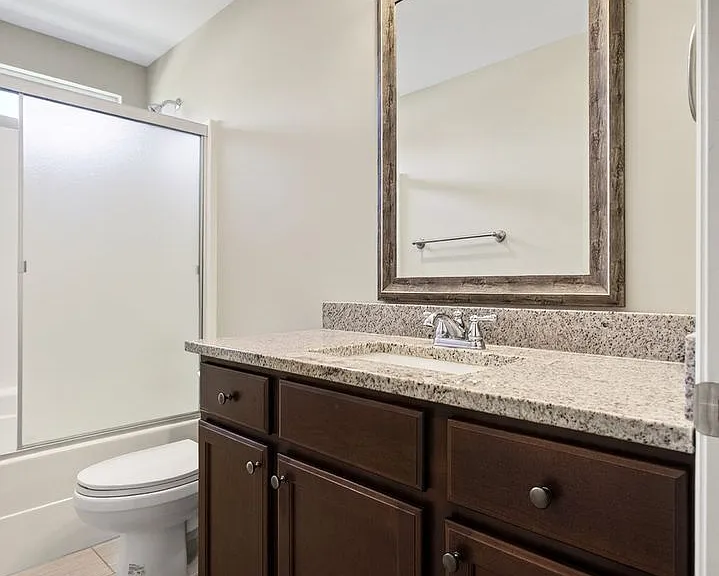 2297 Shady Ln NE — Photo 26
