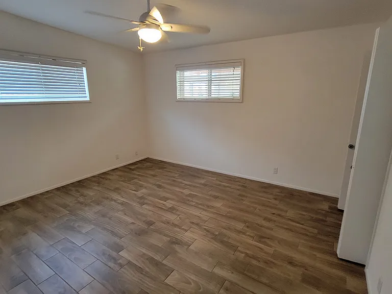 2107 S Ventura Dr — Photo 21