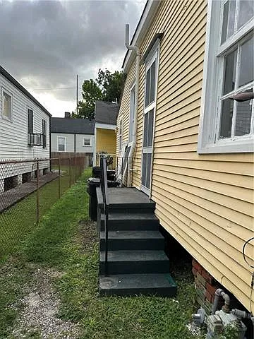 1505 N Roman St — Photo 2