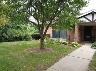 N17W5327 Garfield Ct, Cedarburg, WI 53012